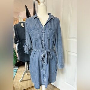 NWT Velvet Heart Denim Dress Size Medium